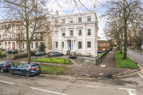 2 bedroom apartment for sale, Pittville Lawn, Cheltenham, Gloucestershire, GL52