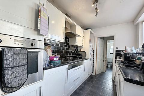 2 bedroom ground floor flat for sale, Northumberland Street, Wallsend, Tyne and Wear, NE28 7PX