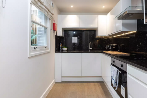 3 bedroom flat to rent, Kensington Court (1), Kensington, London, W8