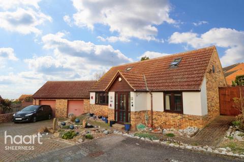 3 bedroom bungalow for sale, Rodmer Close, Minster on sea