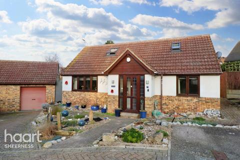 3 bedroom bungalow for sale, Rodmer Close, Minster on sea