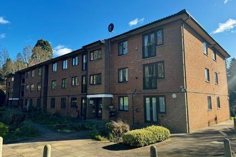 1 bedroom apartment for sale, Uxbridge Road, Pinner, Middlesex, HA5