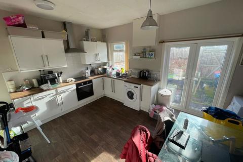 2 bedroom terraced house for sale, Oldfield Road, Ellesmere Port, Cheshire, CH65 8DE
