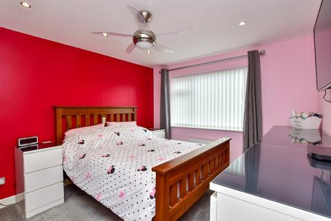 2 bedroom detached bungalow for sale, Rowe Avenue North, Peacehaven, East Sussex