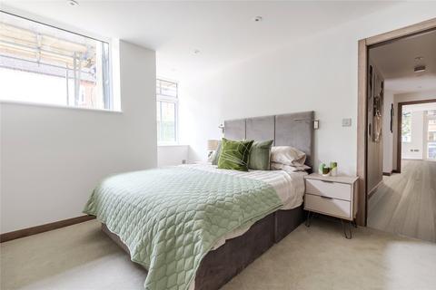 1 bedroom flat for sale, Phoenix House, West Byfleet KT14