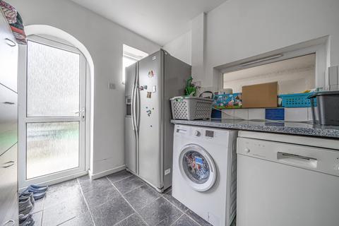 7 Caillard Road, Byfleet, West Byfleet, KT14 7JA