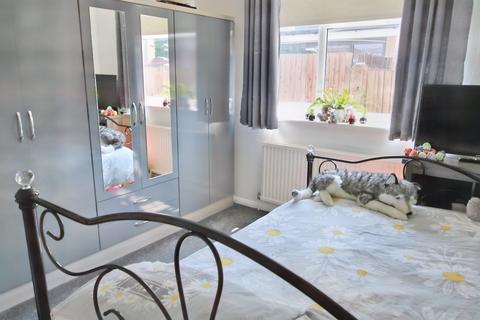 2 Ferney Road, Byfleet, West Byfleet, KT14 7AL