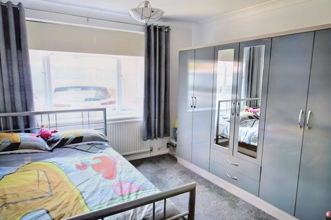 2 Ferney Road, Byfleet, West Byfleet, KT14 7AL