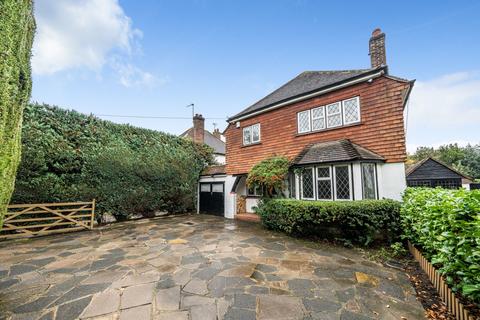 220 High Road, Byfleet, West Byfleet, KT14 7DD