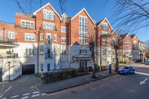 2 bedroom flat for sale, Rosemount Avenue, West Byfleet KT14