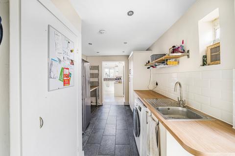 7 Copthall Way, New Haw, Addlestone, KT15 3TX