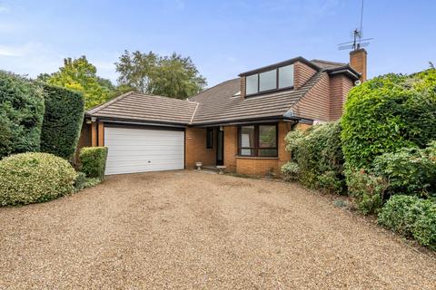 Llafranc Elmstead Road, West Byfleet, KT14 6JB