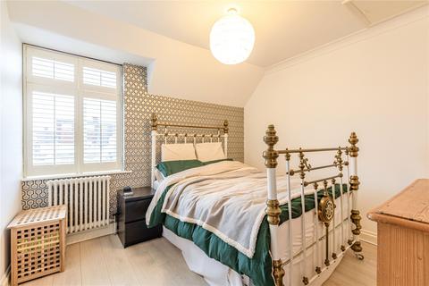20 Caillard Road, Byfleet, West Byfleet, KT14 7JB