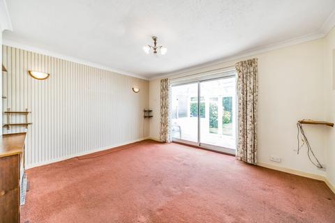 14 Peatmore Close, Woking, GU22 8TQ