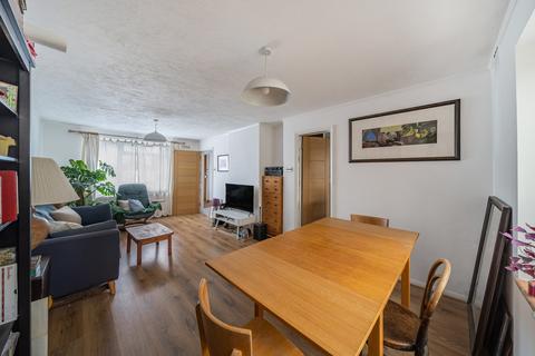 13 Copthall Way, New Haw, Addlestone, KT15 3TX