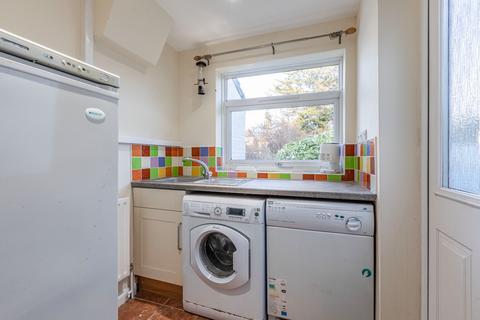 46 Cobs Way, New Haw, Addlestone, KT15 3AF