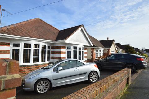 3 bedroom bungalow to rent, Newmorton Road, Bournemouth BH9