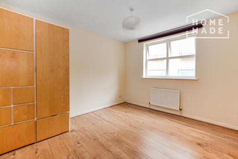 2 bedroom flat to rent, Scarbrook Road, Croydon, CR0