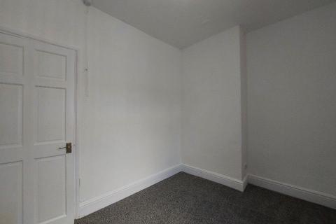 3 bedroom terraced house to rent - Cardinal Street, Burnley BB10