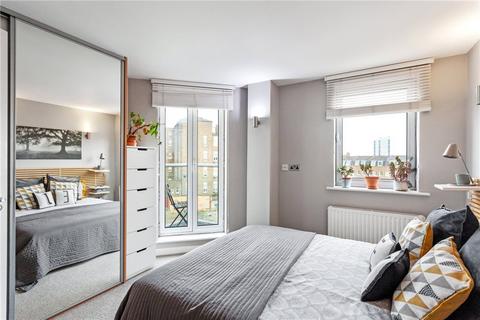 2 bedroom apartment for sale, Enfield Road, London