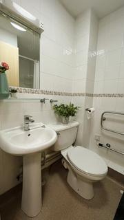 1 bedroom apartment to rent, Hyde Grove, Manchester M13