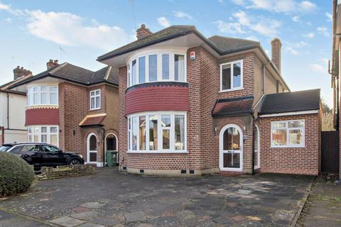 3 bedroom detached house for sale - Chester Drive, North Harrow HA2