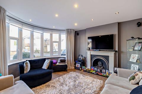 3 bedroom detached house for sale, Chester Drive, North Harrow HA2