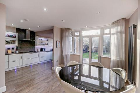 3 bedroom detached house for sale, Chester Drive, North Harrow HA2