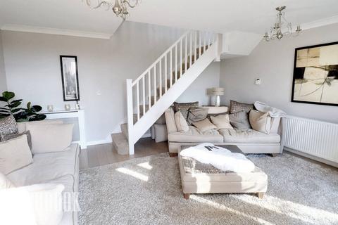 3 bedroom townhouse for sale, Monument Drive, Brierley