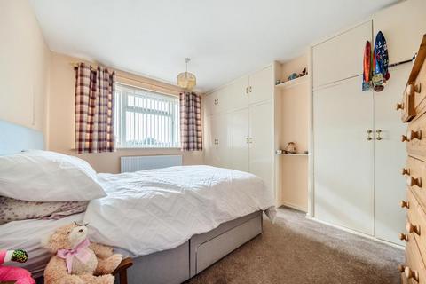 4 bedroom semi-detached house for sale - Bicester,  Oxfordshire,  OX26