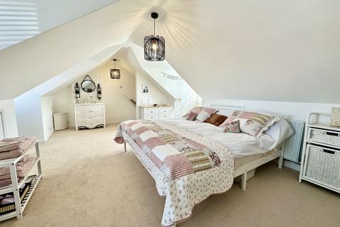 3 bedroom bungalow for sale, Ballards Crescent, West Yelland, EX31