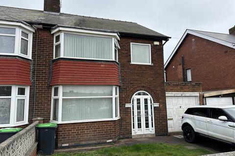 3 bedroom semi-detached house for sale, Hucknall, Nottingham NG15