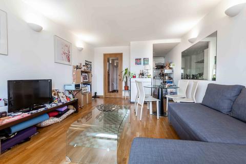 1 bedroom apartment to rent, Saffron Hill, London EC1N