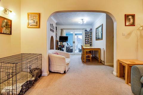 4 bedroom semi-detached house for sale, Caburn Crescent, Lewes