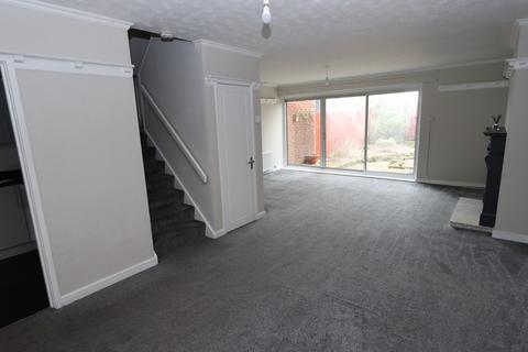 3 bedroom terraced house for sale - Grenada Place, Whitley Lodge, Whitley Bay, NE26 1HY