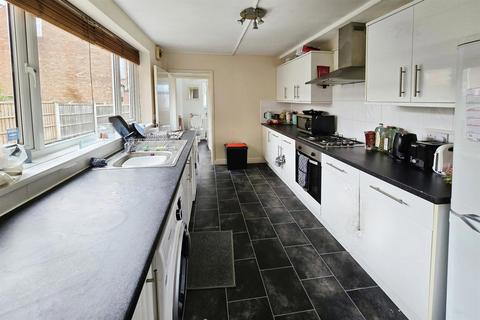 undefined, Lace Street, Dunkirk, NG7 2JG