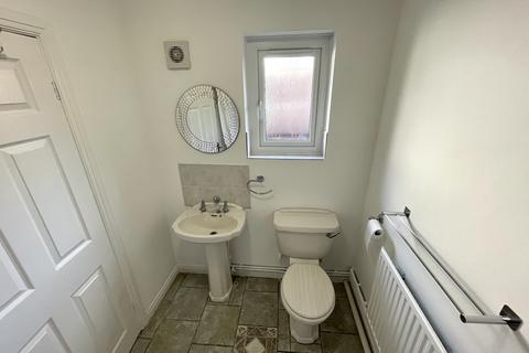 3 bedroom house to rent - Ffordd Llyffant, Birchgrove, Swansea, SA7 9NY