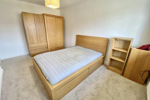 3 bedroom semi-detached house to rent - Wilderswood Close, Withington, Manchester, M20