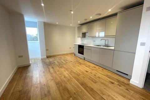 1 bedroom flat to rent, Perrymount Road, Haywards Heath,