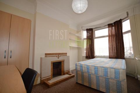 undefined, Thurlow Road, Leicester LE2