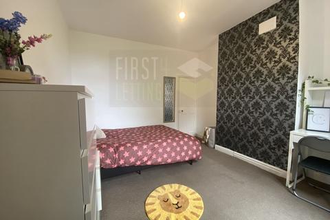 3 bedroom terraced house to rent, Welford Road, Leicester LE2