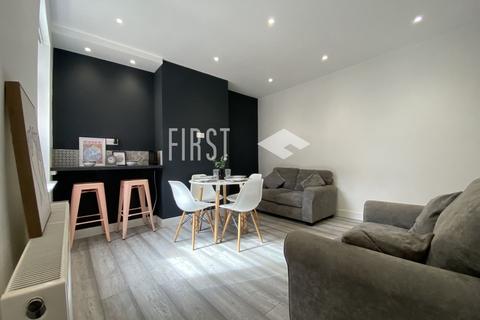 4 bedroom terraced house to rent, Hazel Street, Leicester LE2