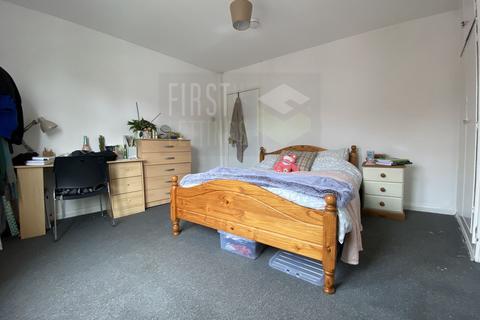 4 bedroom terraced house to rent, Clarendon Park Road, Leicester LE2