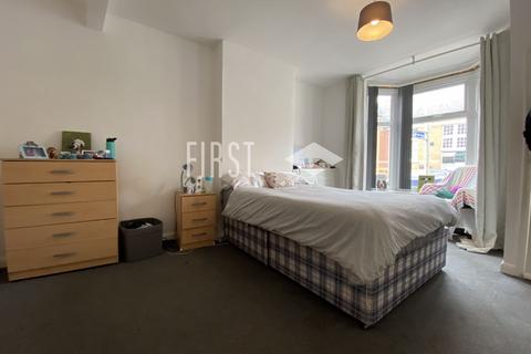 4 bedroom terraced house to rent, Clarendon Park Road, Leicester LE2
