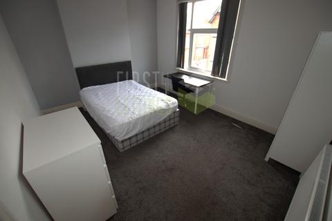 4 bedroom terraced house to rent, Tennyson Street, Leicester LE2