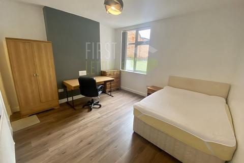 6 bedroom terraced house to rent, Clarendon Park Road, Leicester LE2