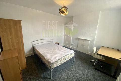 6 bedroom terraced house to rent, Clarendon Park Road, Leicester LE2