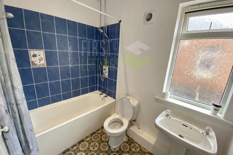 5 bedroom terraced house to rent, Brazil Street, Leicester LE2