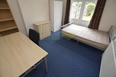 undefined, Gainsborough Road, Leicester LE2