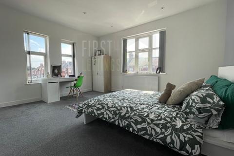 undefined, Clarendon Park Road, Leicester LE2